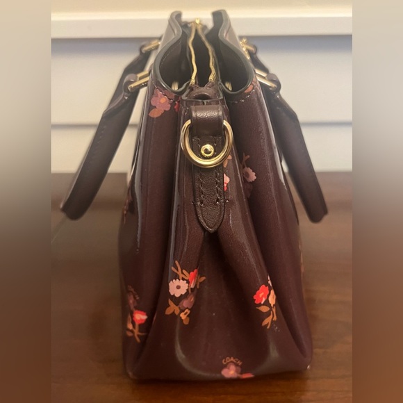 Sold - Picture 6 of 11